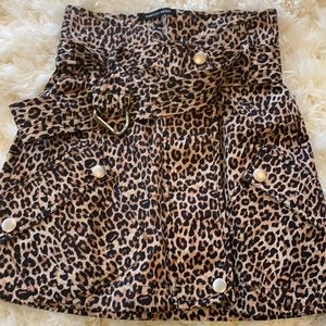 Brand new no tags never worn Marissa Webb leopard print skirt